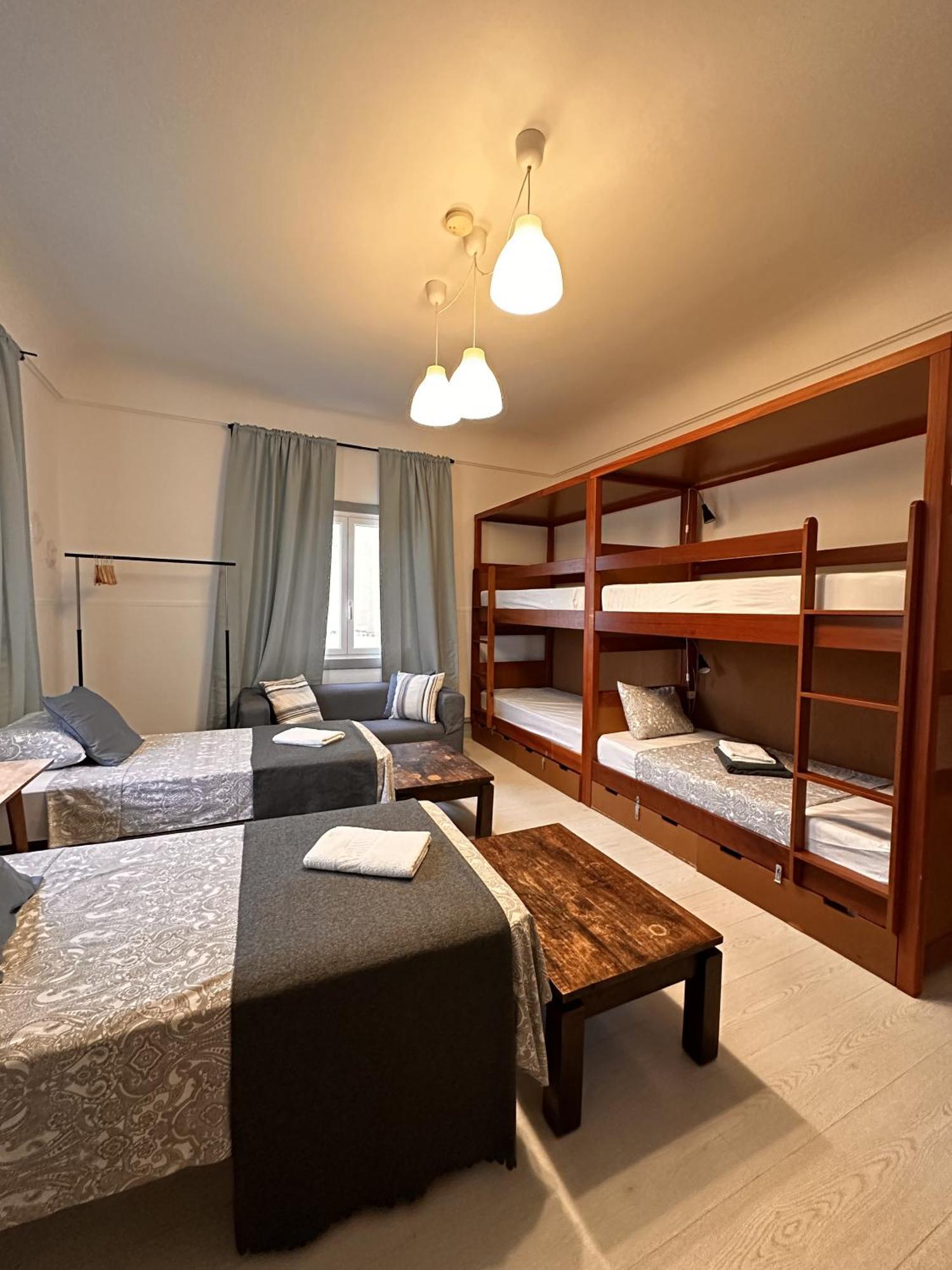 Ey Lisbon Guesthouse Bagian luar foto