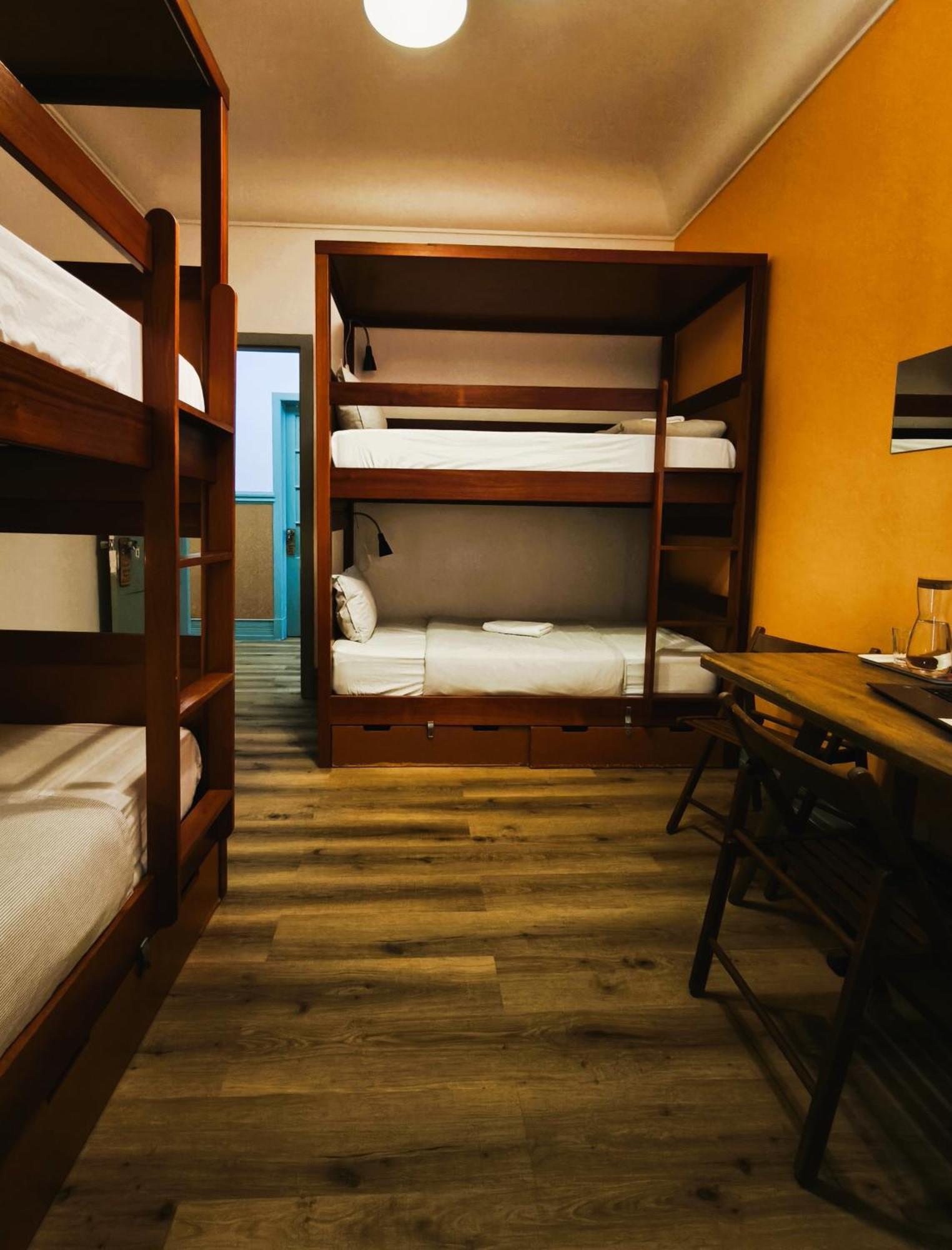 Ey Lisbon Guesthouse Bagian luar foto